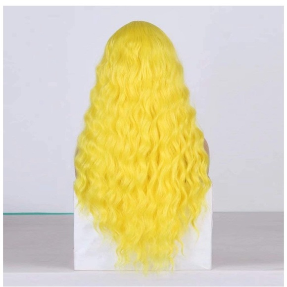 24” Yellow Long Loose Curly Lace Front Wigs - Picture 5 of 7
